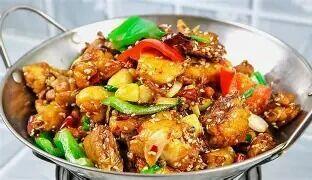 Sauteed Chicken In Dry Pot