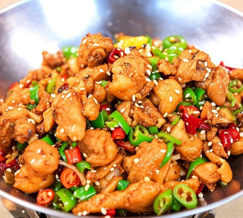 Sauteed Chicken in Dry Pot